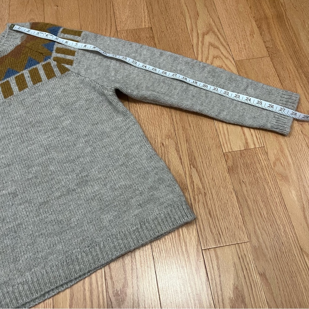 Indi & Cold Geometric Pattern Sweater - Picture 12 of 13